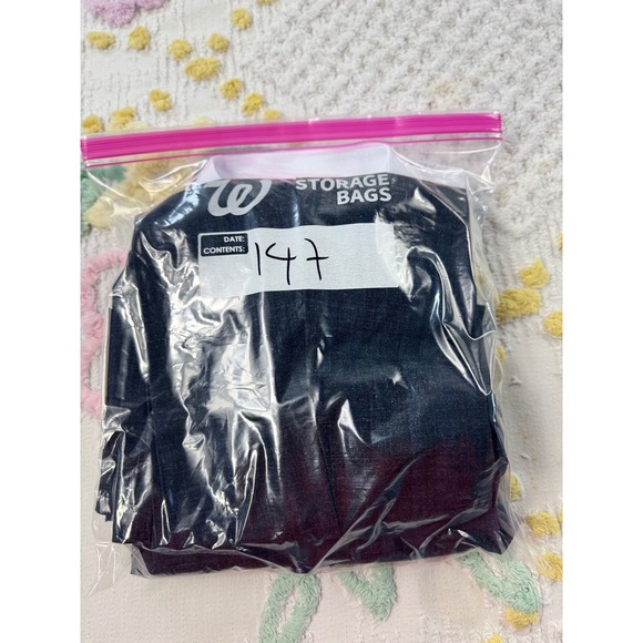 Isaac Mizrahi New York Boys Dress Shirt Vest Pants Pocket Square Set Size 6 - Picture 12 of 12